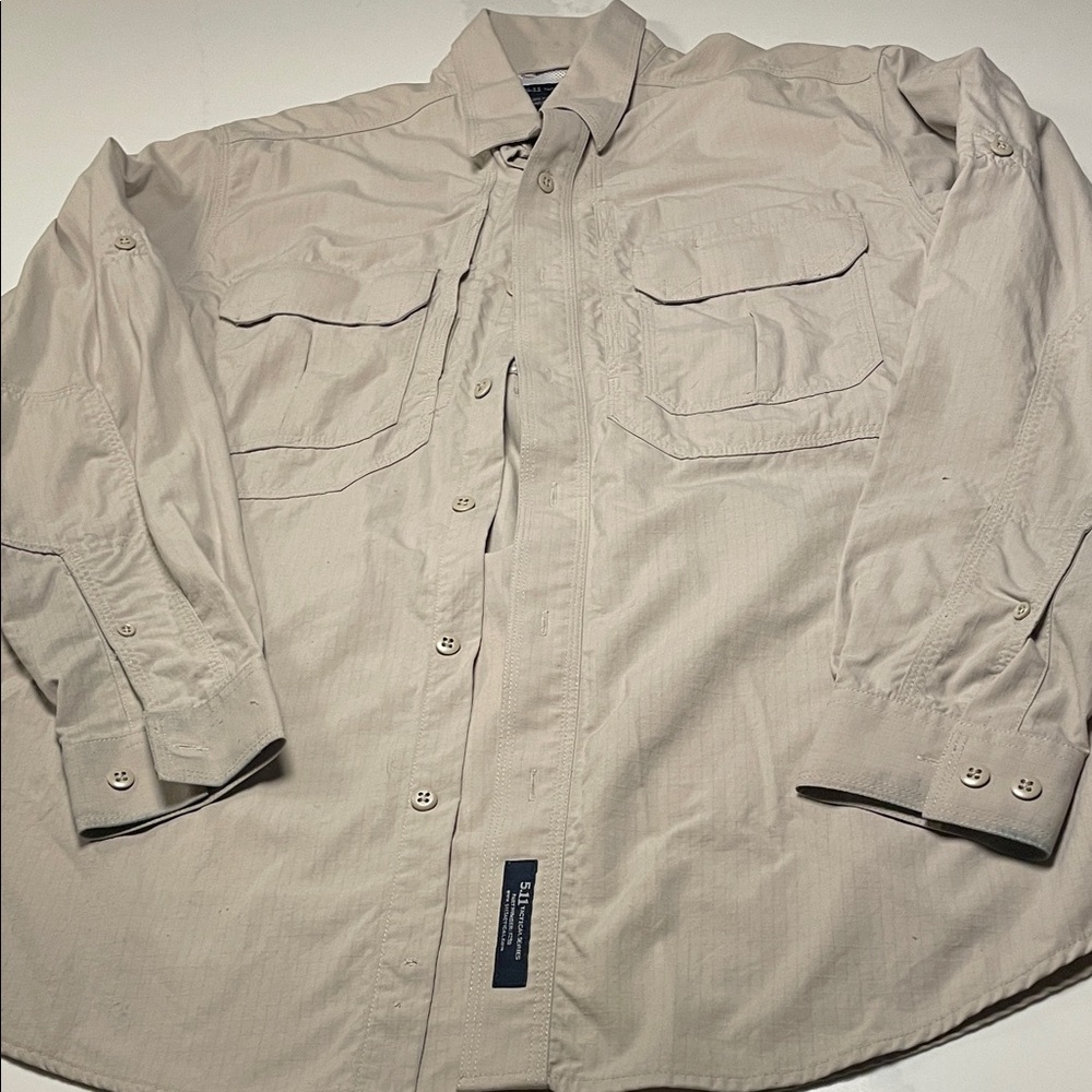 5.11 Tactical series men’s medium shirt  Beige Button-Up Jacket